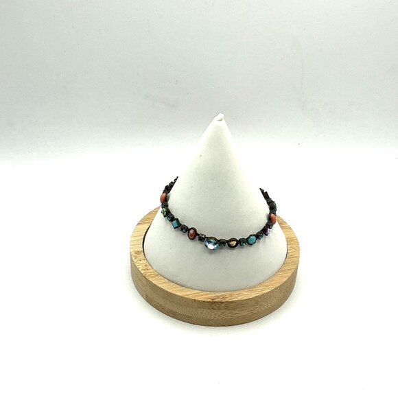 Sorrelli Multicolor Beaded Bracelet With Clasp missing a stone - Picture 5 of 6